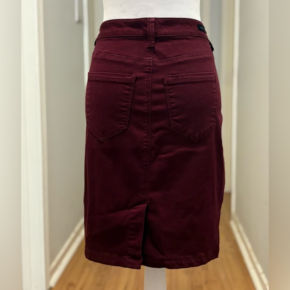 Liverpool Los Angeles, Deep Burgundy ‘Forever Fit’ Pencil Skirt, Size 4 - Picture 2 of 11